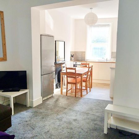 Entire Floor 2 Bedrooms On Westcliff Bournemouth Exteriér fotografie